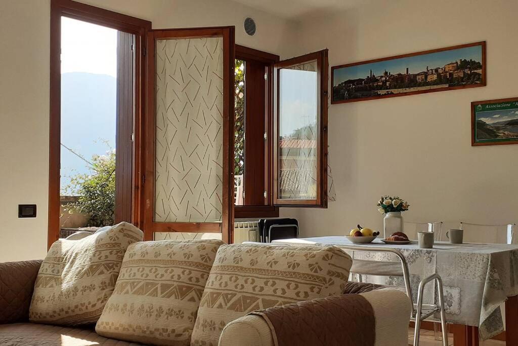 Feel At Home - Casa Loredana Lovere Extérieur photo